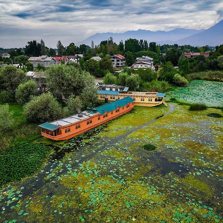 Kings Houseboats Hotel Srīnagar Eksteriør billede