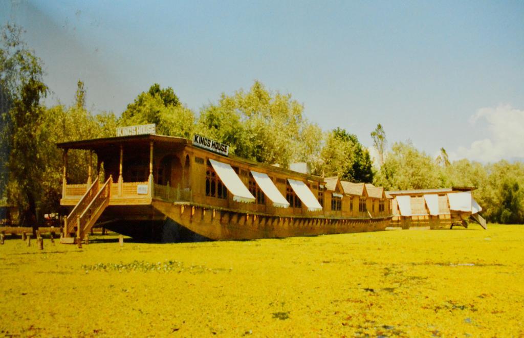 Kings Houseboats Hotel Srīnagar Eksteriør billede